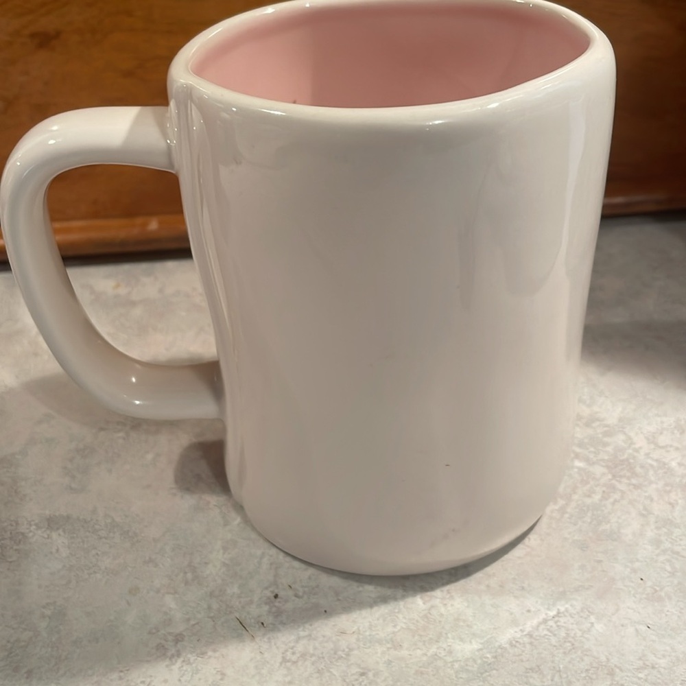 New Rae Dunn mug - Picture 4 of 5